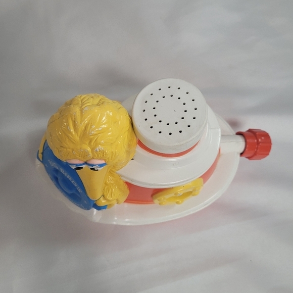 Vintage 80's Hasbro Big Bird S.S. Sprinkle Child's Water Sprinkler Muppets - Picture 3 of 10